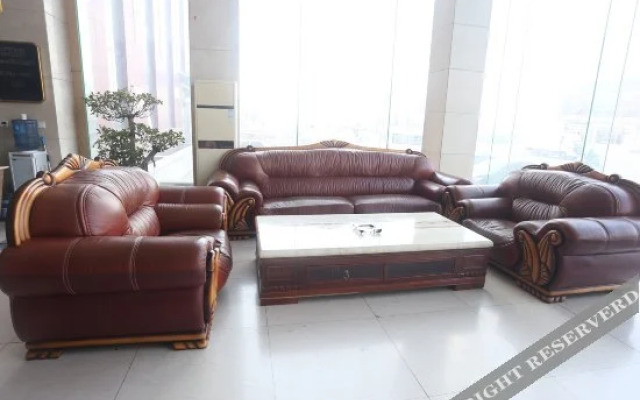 Tianhe Hotel