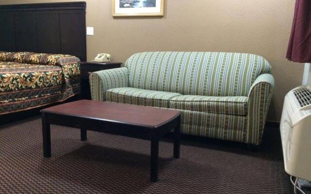 American Inn & Suites