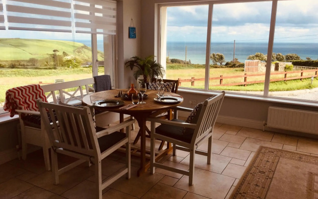 Follies Suites Ballyvoile