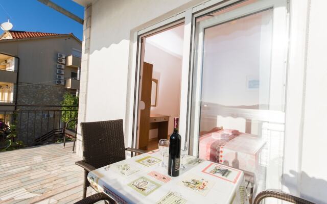 Apartments Mastelic