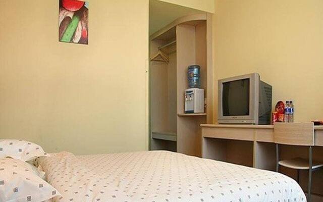 Holiday Star Yiwu Hotel
