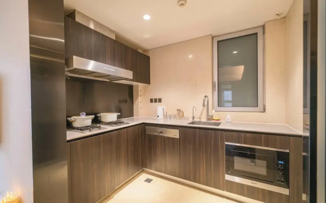 Zhome-Three Bedroom Luxury Suite2