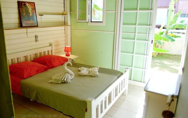 House With 3 Bedrooms in Sainte-anne, With Enclosed Garden and Wifi