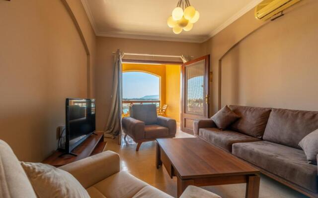 Sabina Classy 1 BR Apartment Lagoon view & Pool El Gouna