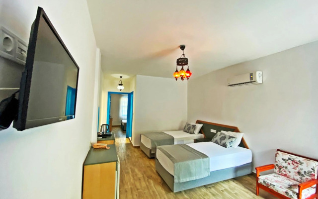 Romance Beach Hotel