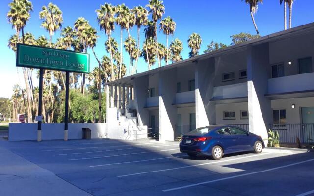 San Diego Downtown Lodge