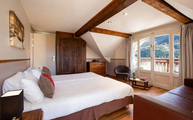 Chalet Hôtel La Sapinière