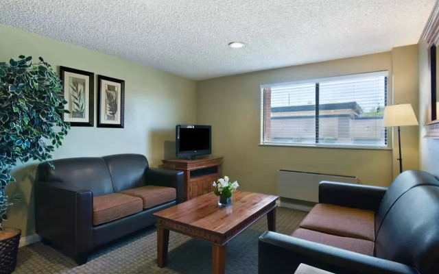 Oxnard Inn Lancaster