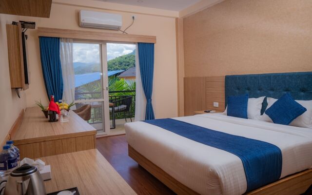 Majestic Lakefront Hotel & Suites