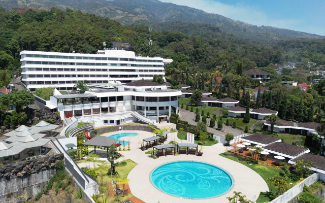 Surya Hotel and Cottages Prigen