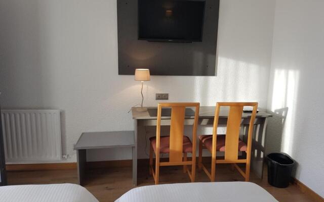 Hôtel Restaurant Les Bruyères