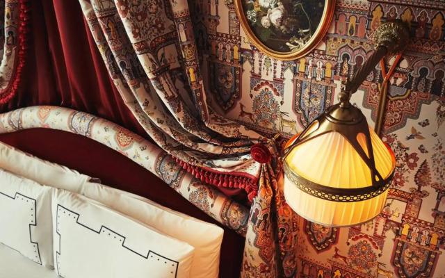 L'Escape Hotel