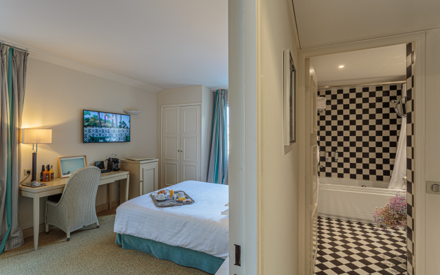 Grand Tonic Hotel & SPA NUXE