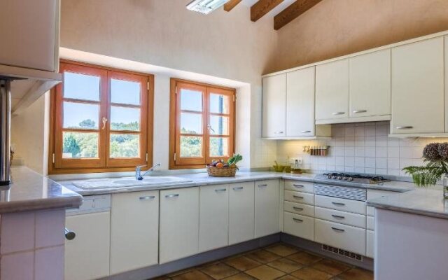 Residence by G Cas Comte