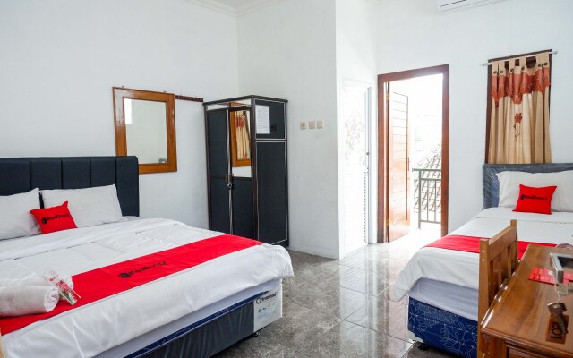 RedDoorz Syariah @ Elga Sastro Inn Malioboro