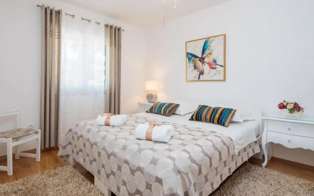 Holiday Home Brac