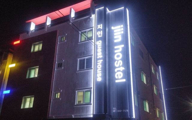 Jiin Hostel & Guesthouse