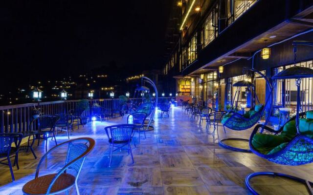 Floral Hotel Xijiang Banshan Yunfu