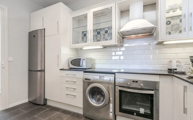 BCN Pau Claris Rocamora Apartments