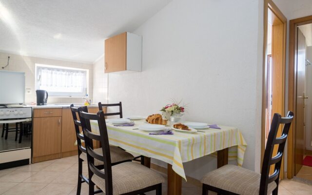 Apartments Galic
