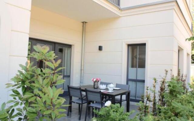 Logierhaus Friedrich -Ferienwohnung Ostseewelle - 1.Reihe