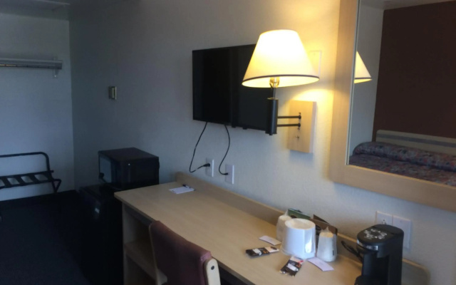 Travelodge by Wyndham Raton - фото 3