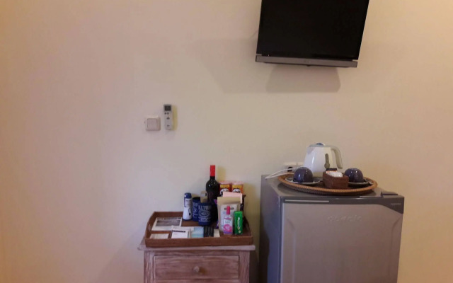 Scallywags Mango Motel