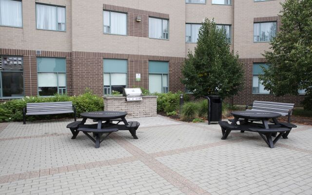 Residence & Conference Centre - Hamilton