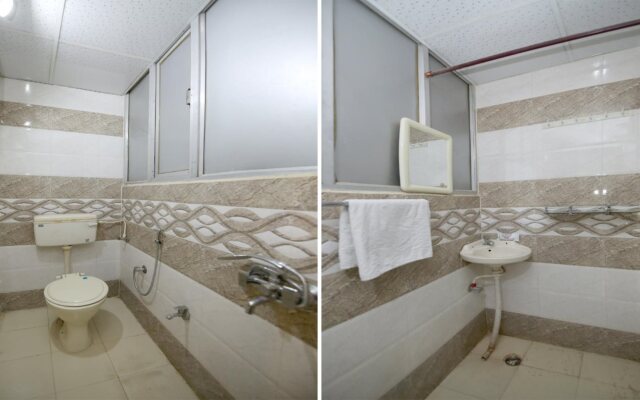 Hotel Blh By OYO Rooms