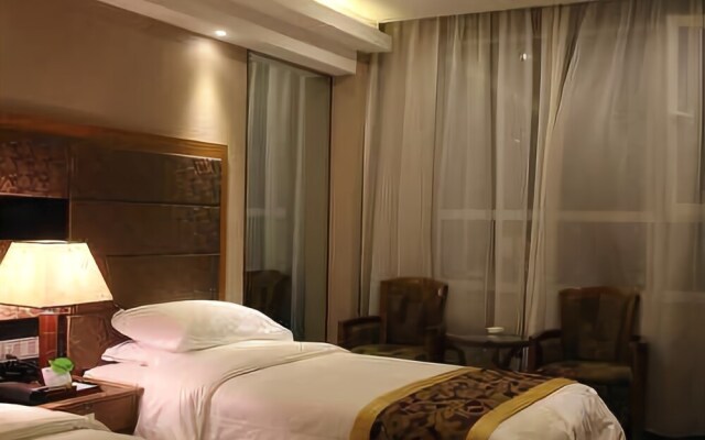 Lanze Holiday Hotel