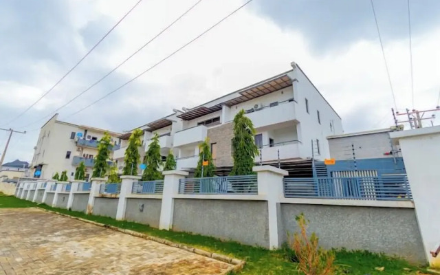 Alim Luxury Apartments