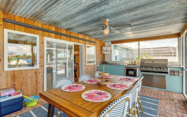 Luxury Apollo Beach Retreat w/ Private Pool & Dock