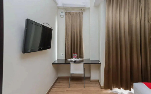 RedDoorz Plus @ Riverside Malang