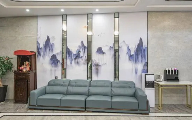Fujiang Boutique Hotel (Longyandong Station Branch)