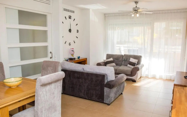 Immaculate 2-bed Apartment in Pego