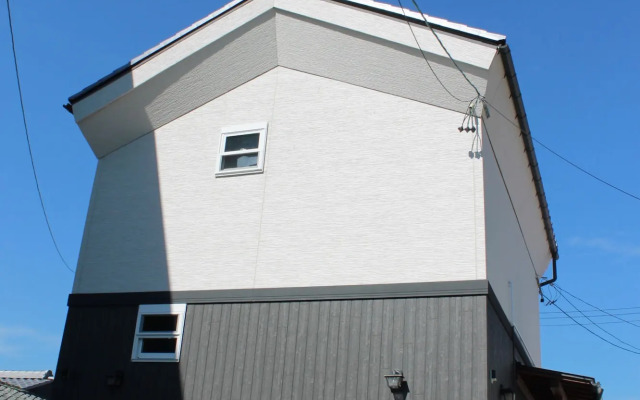 L-Base