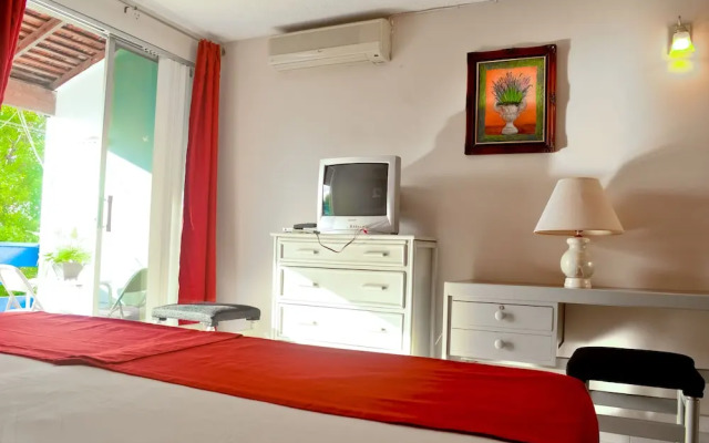 Garden Beach Studios at Montego Bay Club