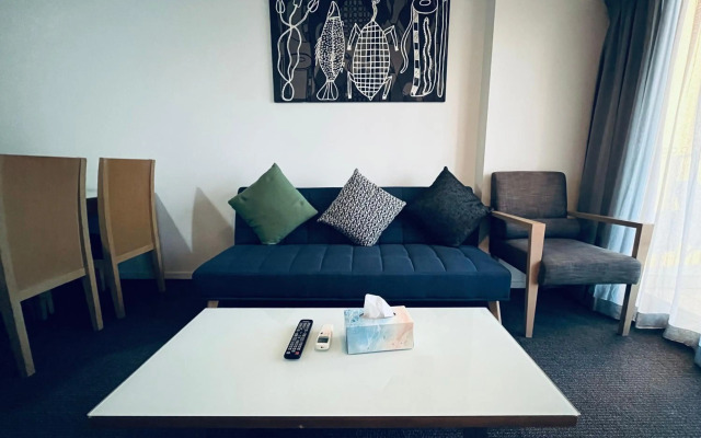 Darwin City Apartment with Harbour View & Pool