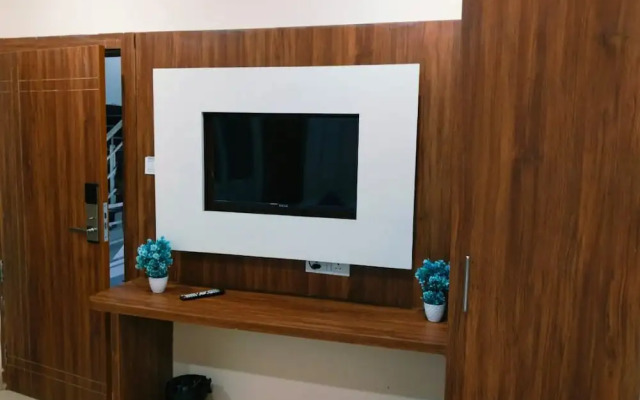 Hotel Shree Radha Krishna
