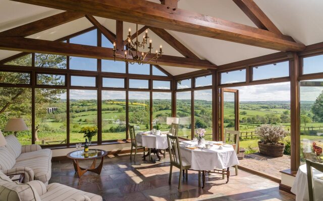 SummerHouse Bed & Breakfast