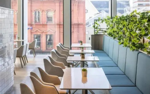 Holiday Inn Express Auckland City Centre