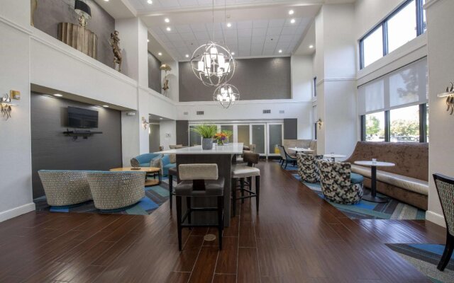 Hampton Inn & Suites Lafayette