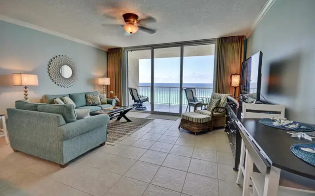 Palazzo Condo by Blue Sun