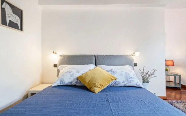 Piazza Dei Tribunali Apartment