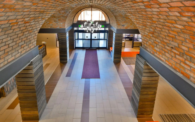 Embassy Suites by Hilton Denver Central Park