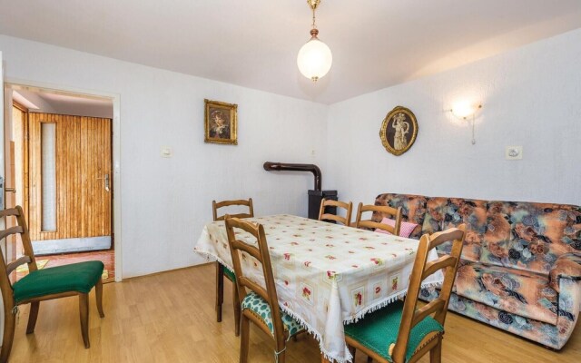 Stunning Apartment in Sveti Juraj With 1 Bedrooms and Wifi