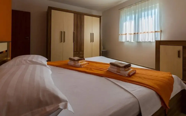 Apartment Villa Gome