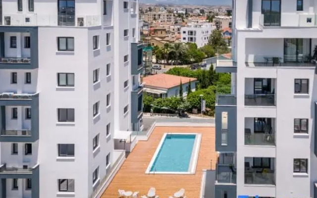 Larvella Estia Luxury Suites