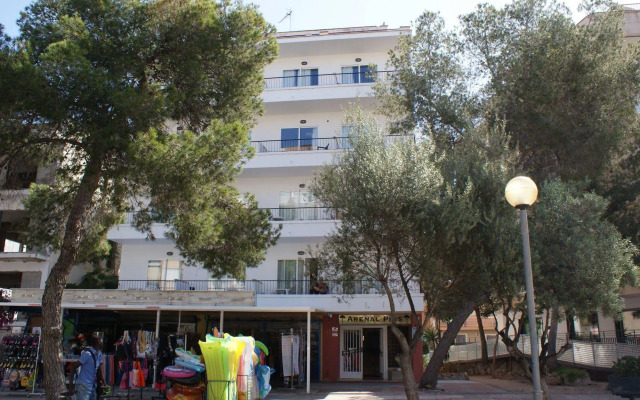 Arenal Pins Hostal