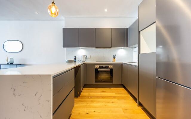 Glengariff Luxury Suites by Totalstay